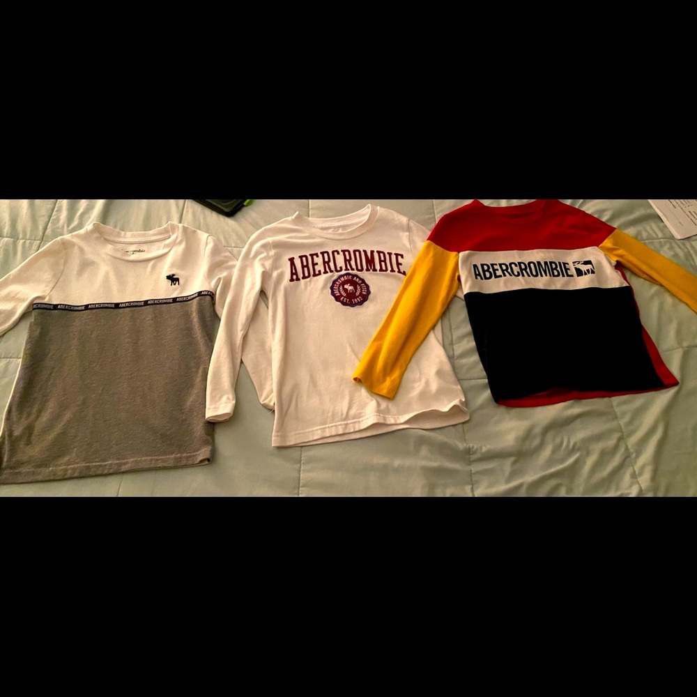 Abercrombie boys shirts size 5/6 Smoke free home. No stains.
